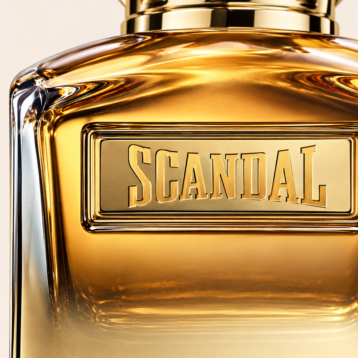 Jean Paul Gaultier Scandal Absolu – detail flakonu