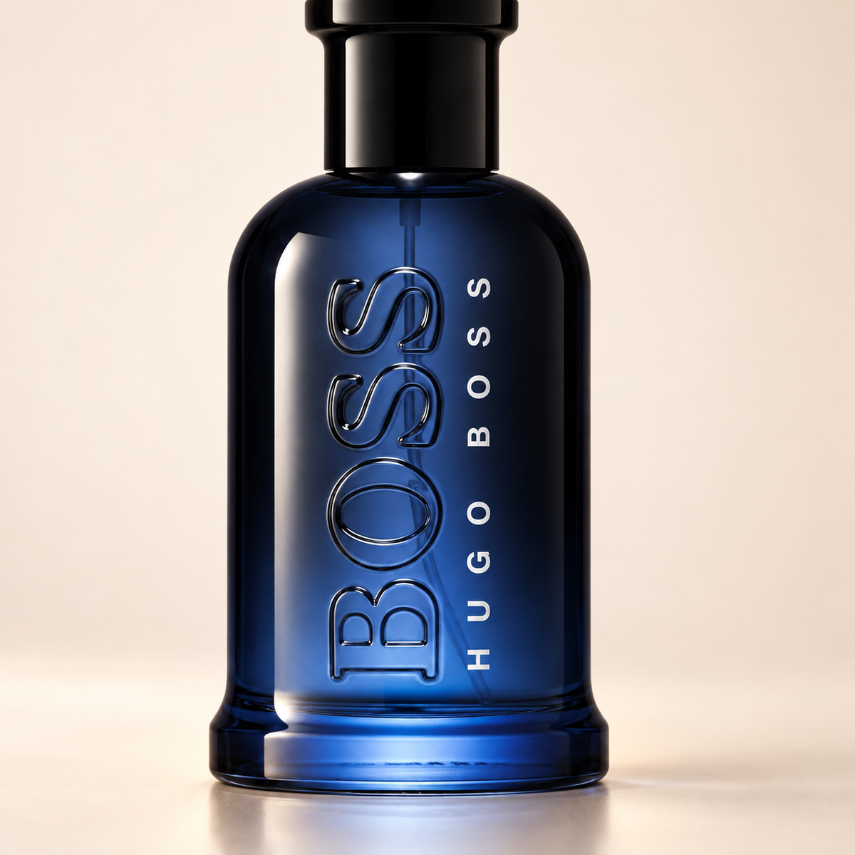 HUGO BOSS Boss Bottled Night EDT 200 ml – detail flakonu