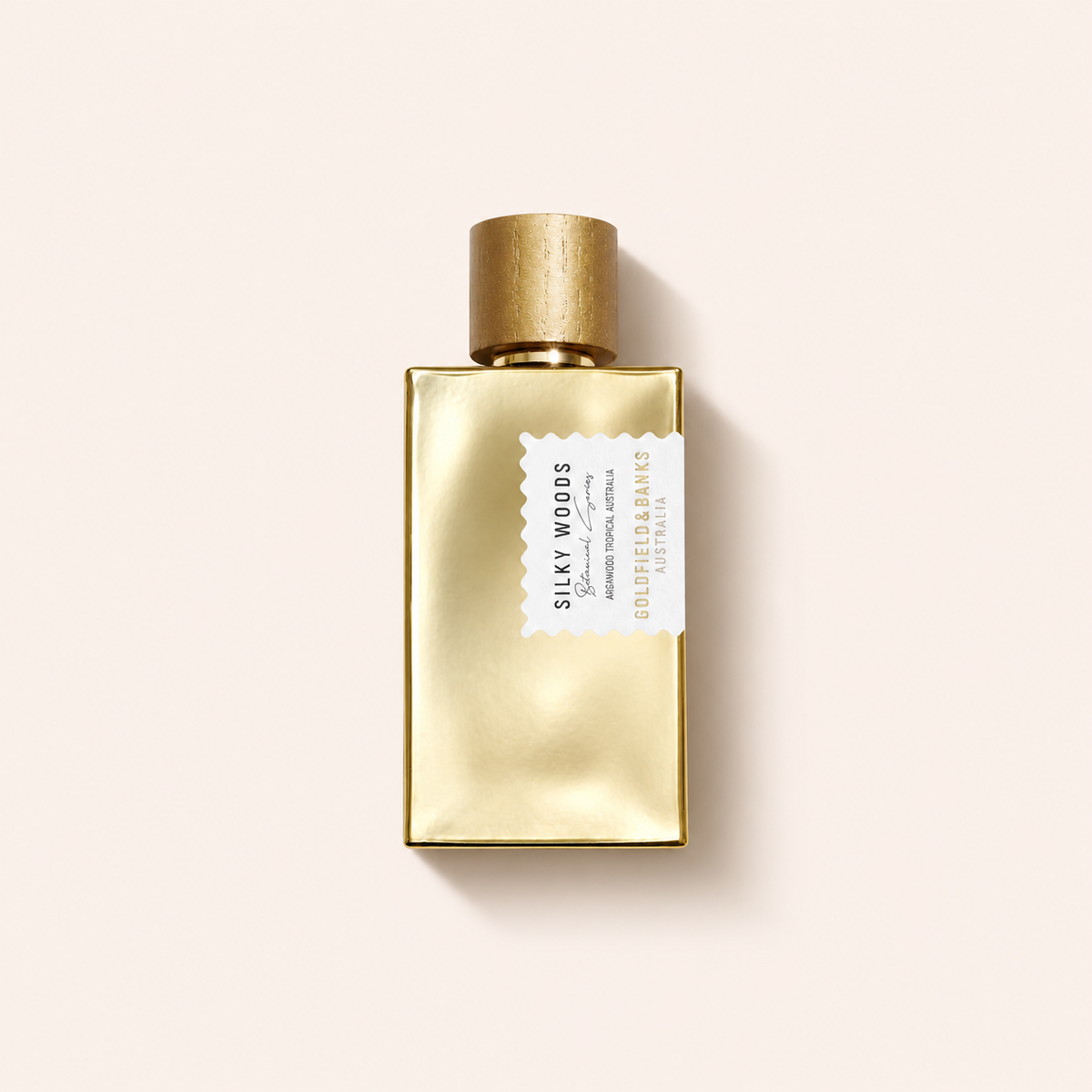 Goldfield & Banks Silky Woods EDP 100 ml na béžovém pozadí – MrRizz