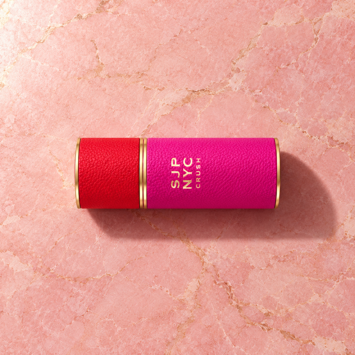Sarah Jessica Parker SJP NYC Crush 100 ml – parfém v prostředí, pohled shora s bočním stínem