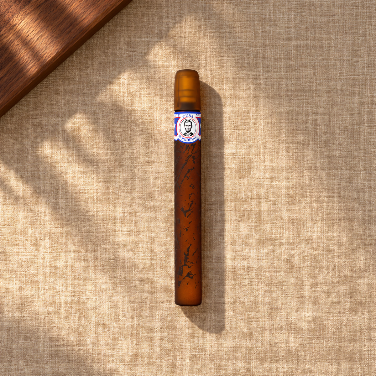 Cuba Si Podemos 35 ml – parfém v prostředí, pohled shora s bočním stínem