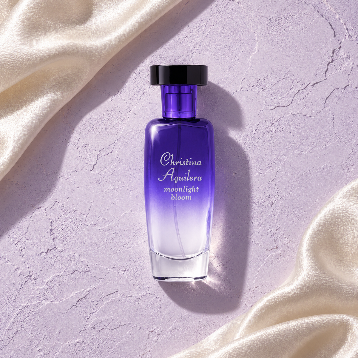 Christina Aguilera Moonlight Bloom 30 ml – parfém v prostředí, pohled shora s bočním stínem