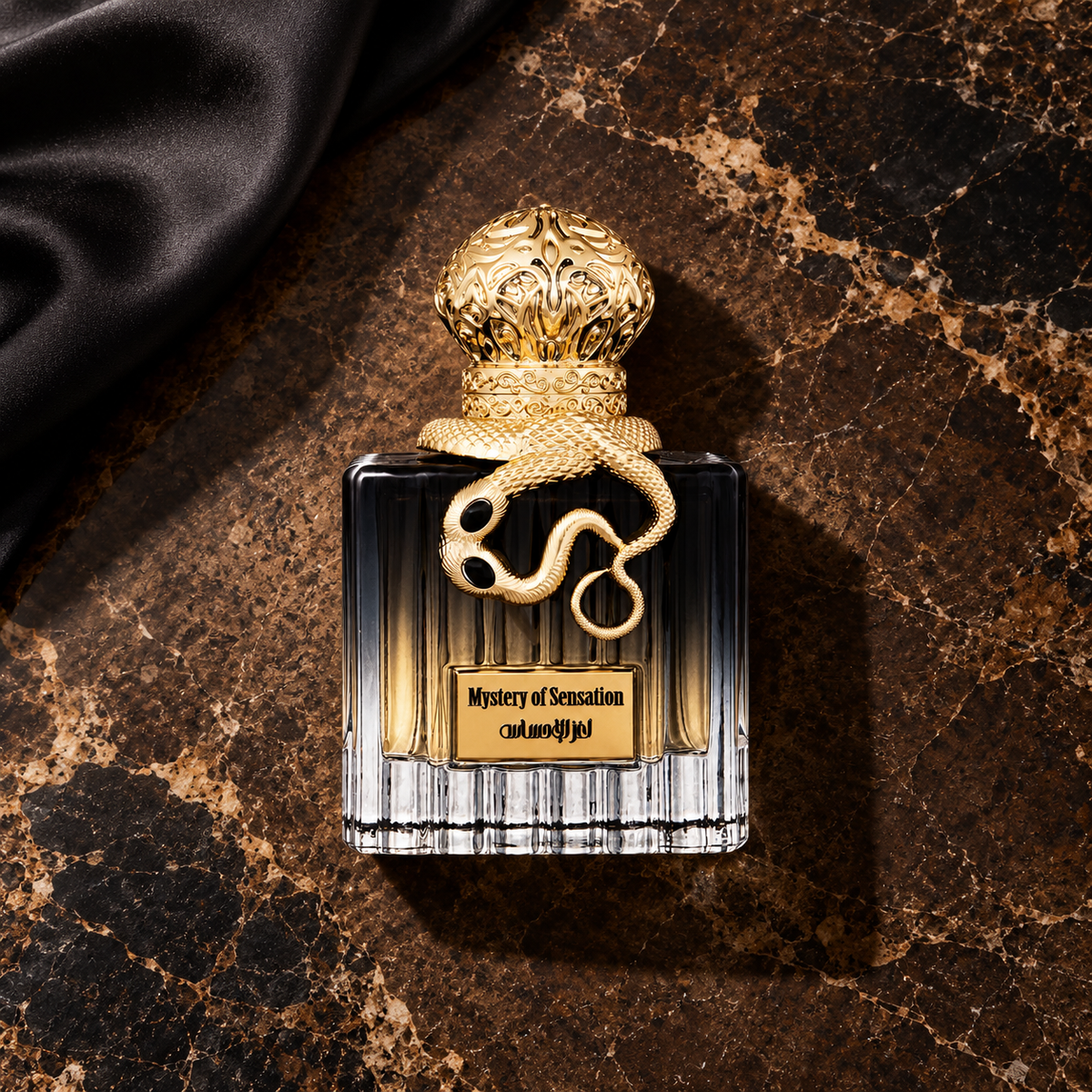 Al Malakia Mystery Of Sensation 100 ml – parfém v prostředí, pohled shora s bočním stínem