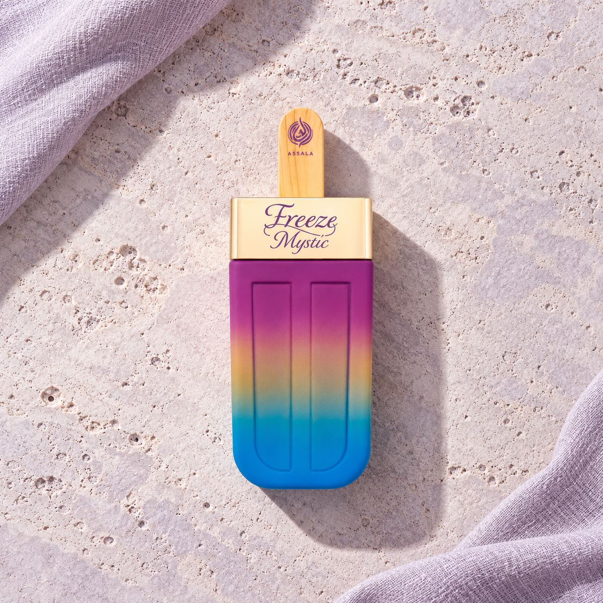 Assala Prime Freeze Mystic 85 ml – parfém v prostředí, pohled shora s bočním stínem