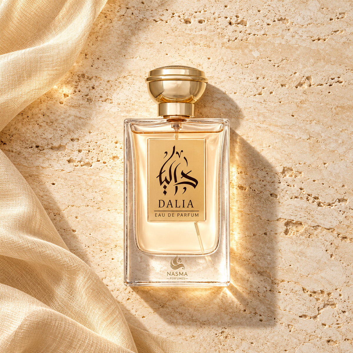 Nasma Dalia EDP 100 ml – parfém v prostředí, pohled shora s bočním stínem