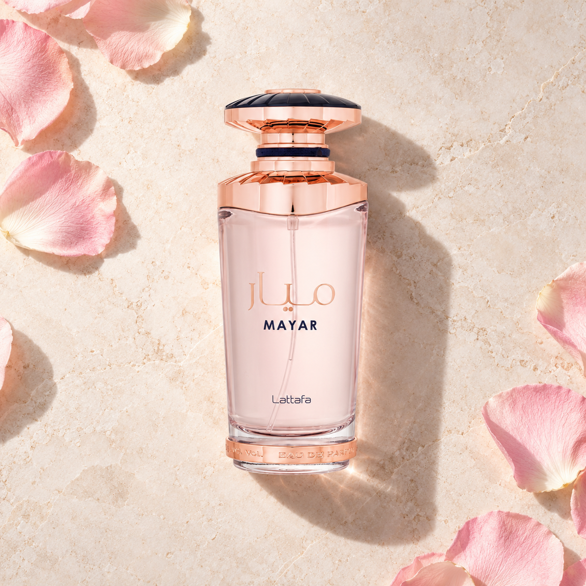 Lattafa Mayar 100 ml – parfém v prostředí, pohled shora s bočním stínem
