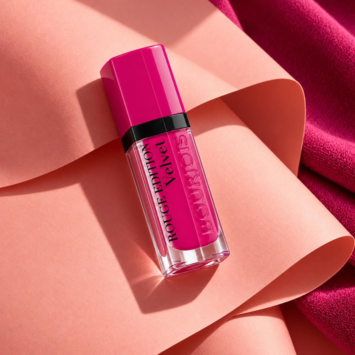 BOURJOIS Paris Rouge Edition Velvet 7,7 ml – atmosférická fotografie – MrRizz