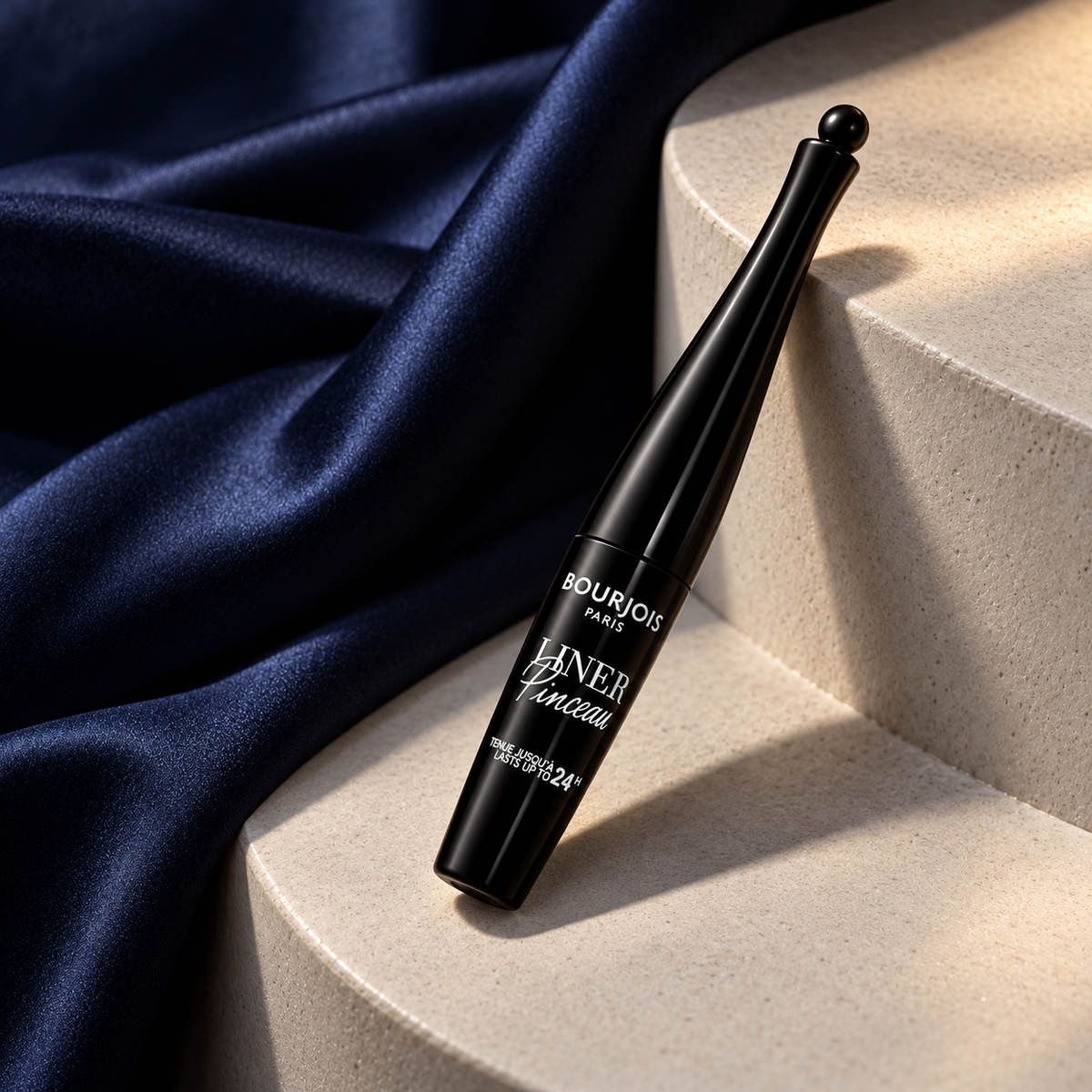 BOURJOIS Paris Liner Pinceau 2,5 ml – atmosférická fotografie – MrRizz