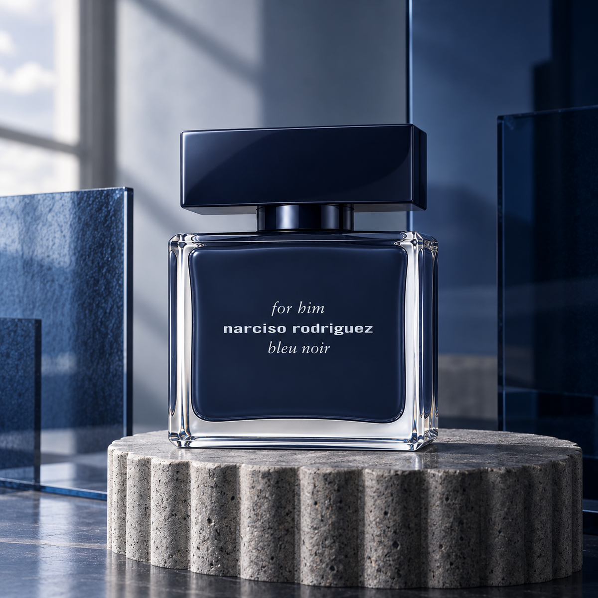 Narciso Rodriguez For Him Bleu Noir EDT 50 ml – atmosférická fotografie – MrRizz