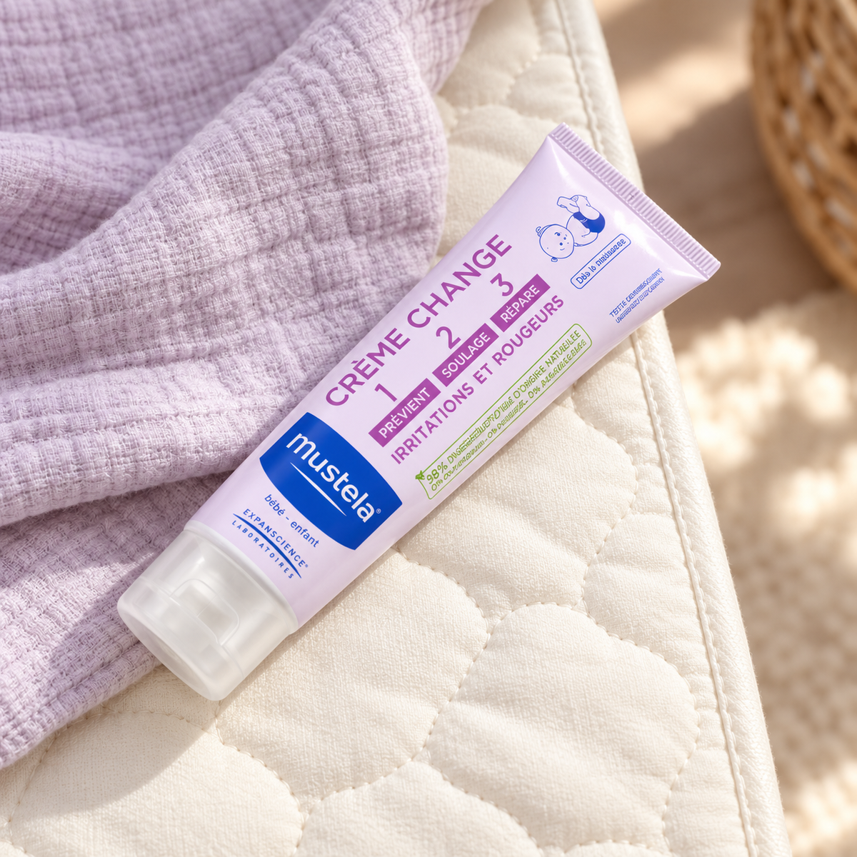 Mustela Bébé Vitamin Barrier Cream 50 ml – atmosférická fotografie – MrRizz