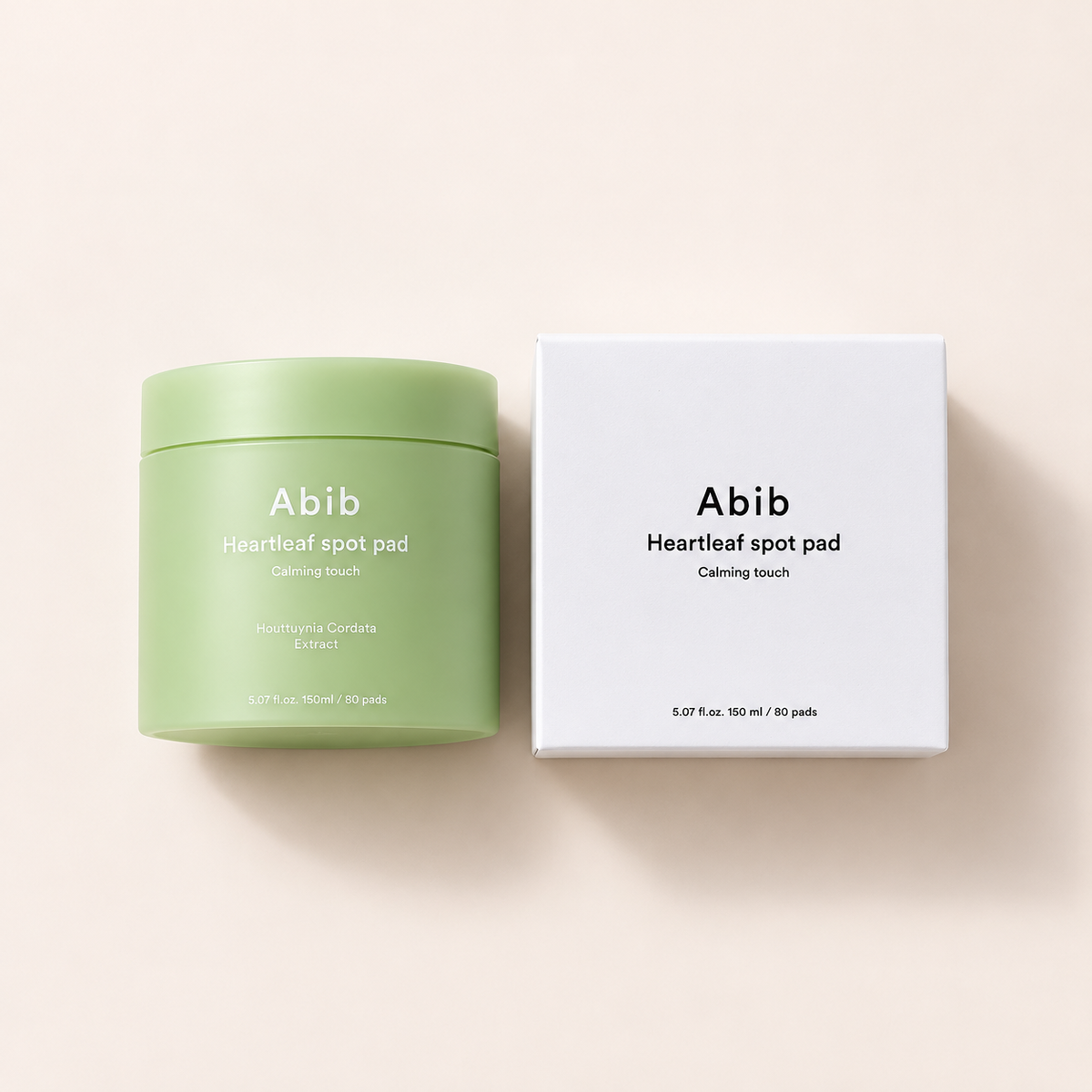 Abib Heartleaf Spot Pad Calming Touch 150 ml / 80 ks – výrobek s odpovídajícím obalem vleže – MrRizz